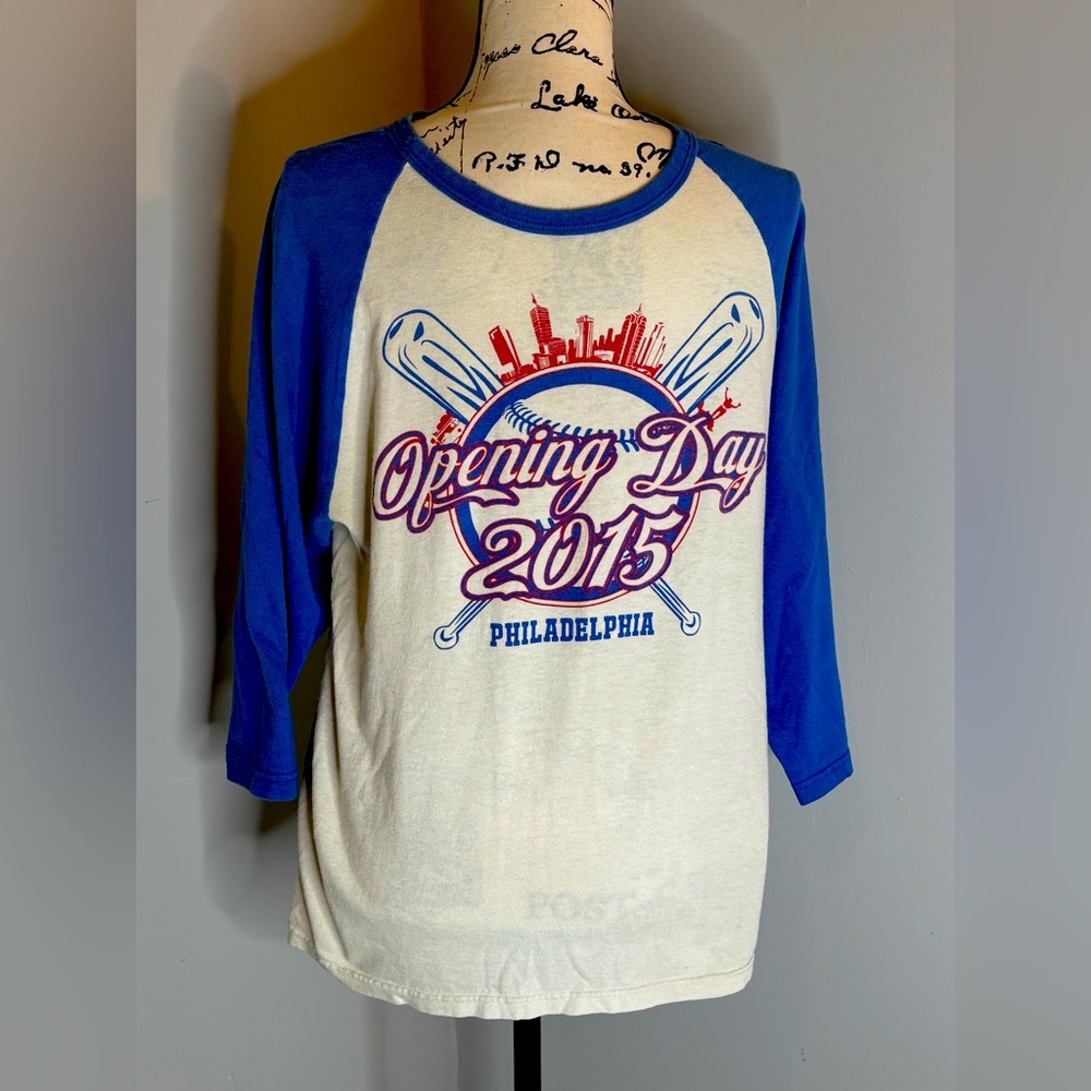 2015 Opening Day Philadelphia Phillies 3/4 sleeve official shirt size M